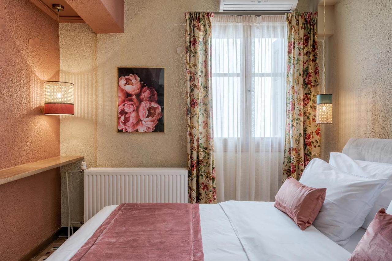Paeonia Arachova Hotel ภายนอก รูปภาพ